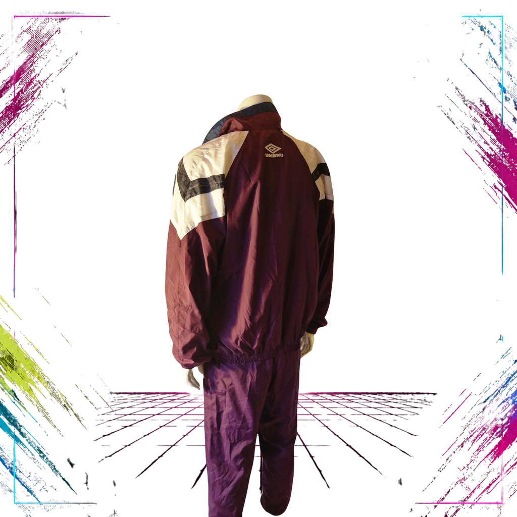 Umbro 80s-90s Vintage Tracksuit back -theplugofvintage