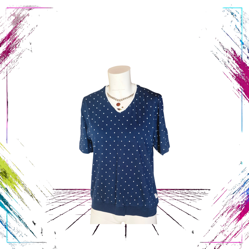 Zira Vintage Cotton Shirt — Finnish 90s Everyday Classic front -theplugofvintage